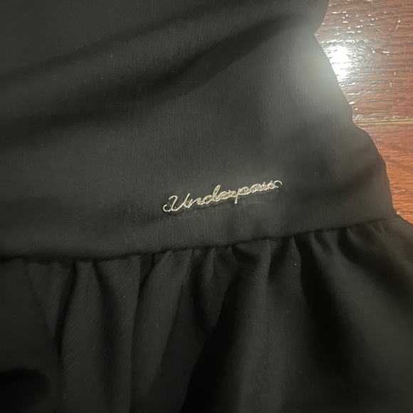 Underpass Halter Neck Ruffle Hem dress - Picture 5 of 7